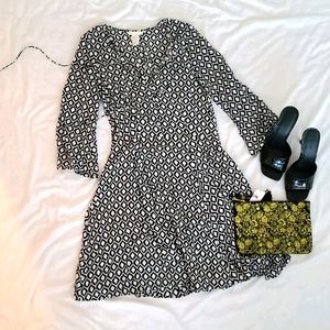 H&M Dress w/ Flared 3/4 Sleeves Sz 4